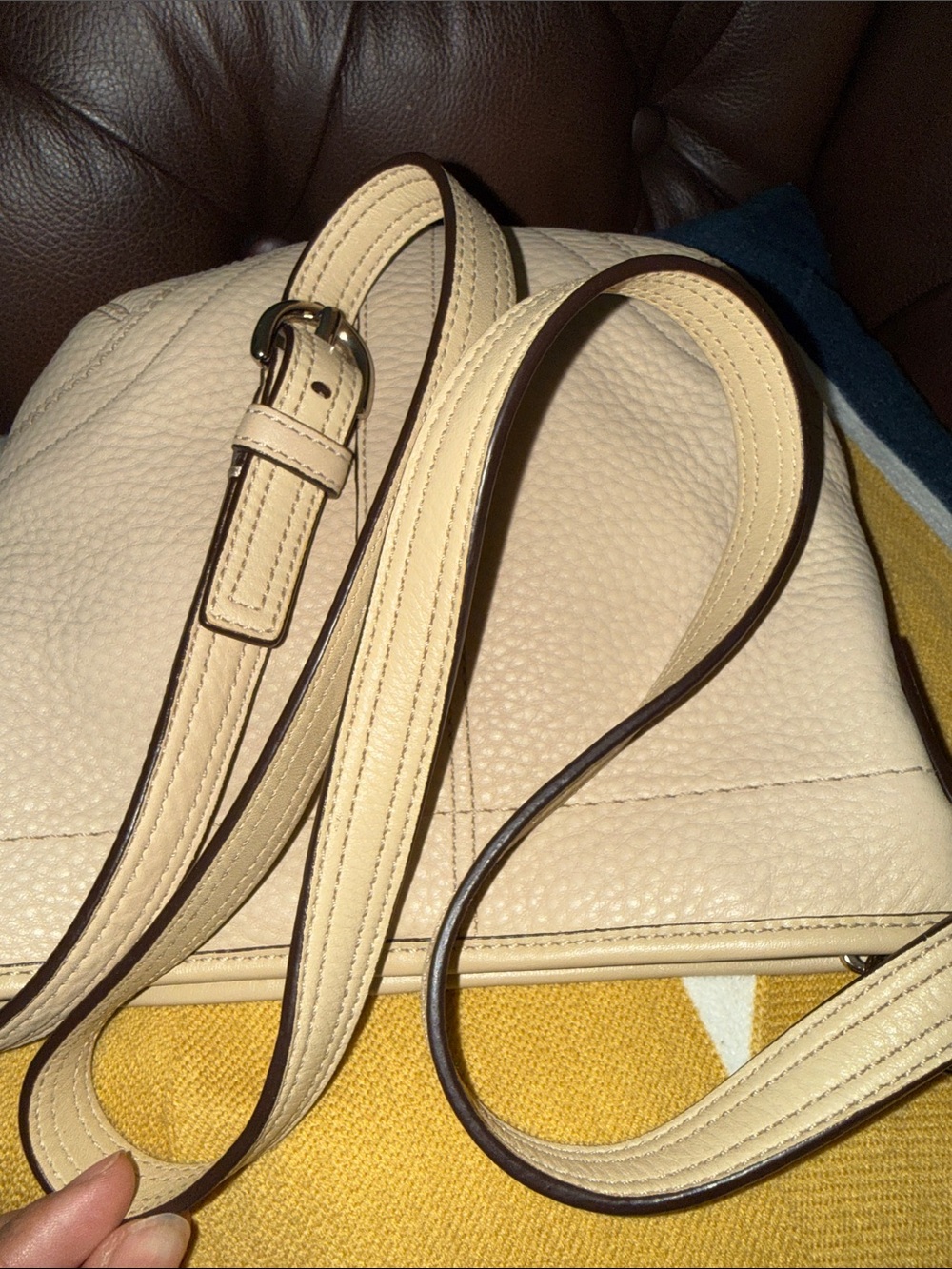 Coach vintage Pebbled Leather Crossbody Bag in Beige/Tan - Picture 11 of 14